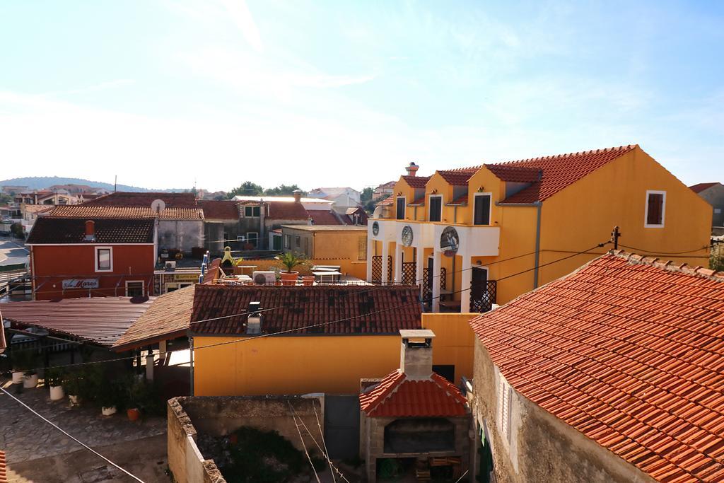 Apartment Antonio Jezera Buitenkant foto