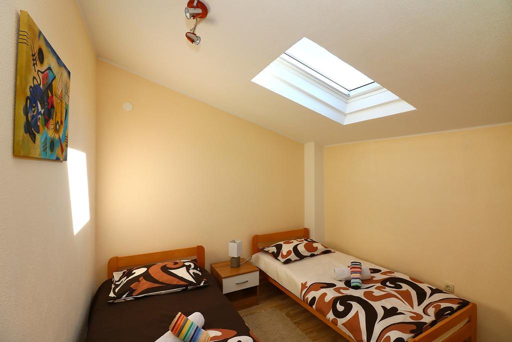 Apartment Antonio Jezera Buitenkant foto